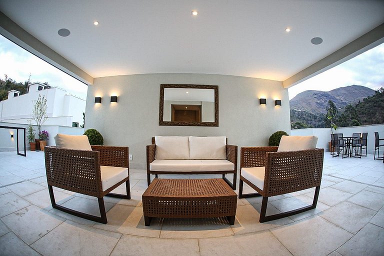 Apartamento decorado en las montañas de Itaipava