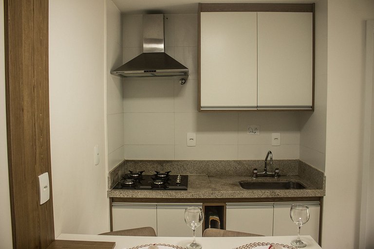 Apto Decorado com 2 suítes em Itaipava