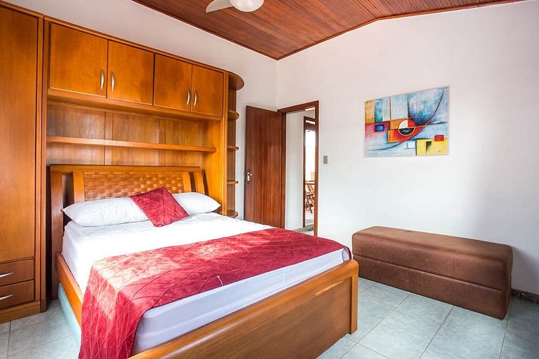 Duplex amplo a 350m da Praia do Peró