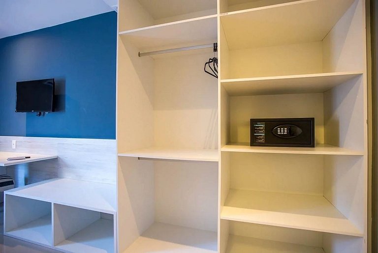 Flat 127 a 700m da praia em Cabo Frio