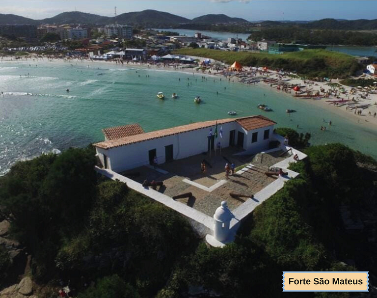 Flat 127 a 700m da praia em Cabo Frio