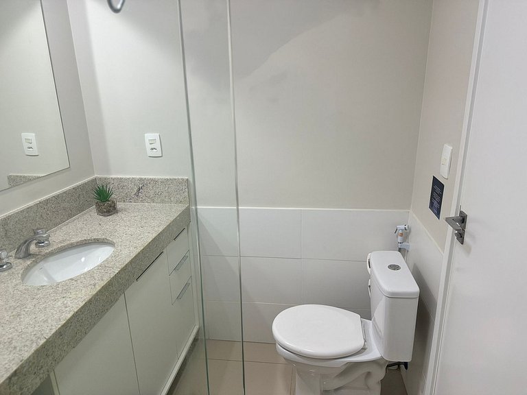 Apto Decorado com 2 suítes em Itaipava