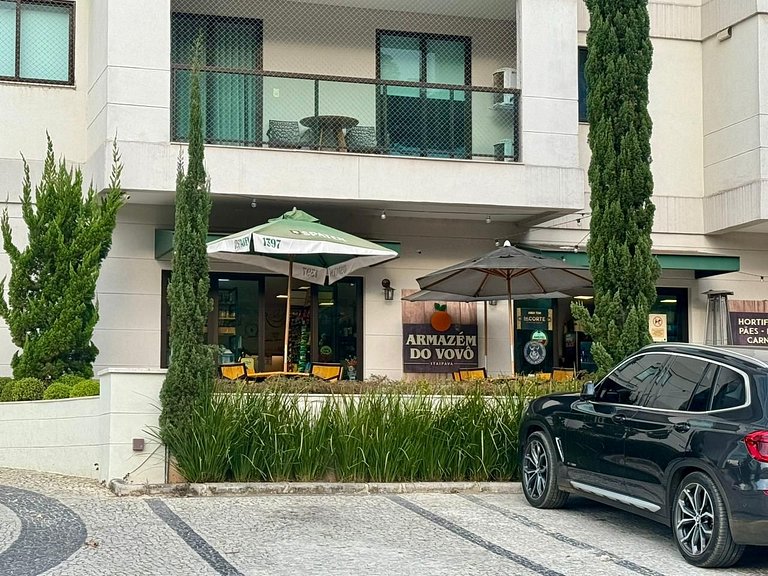 Apartamento decorado en las montañas de Itaipava