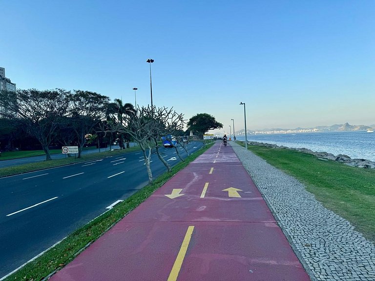 Apto reformado a 200m do Aterro do Flamengo