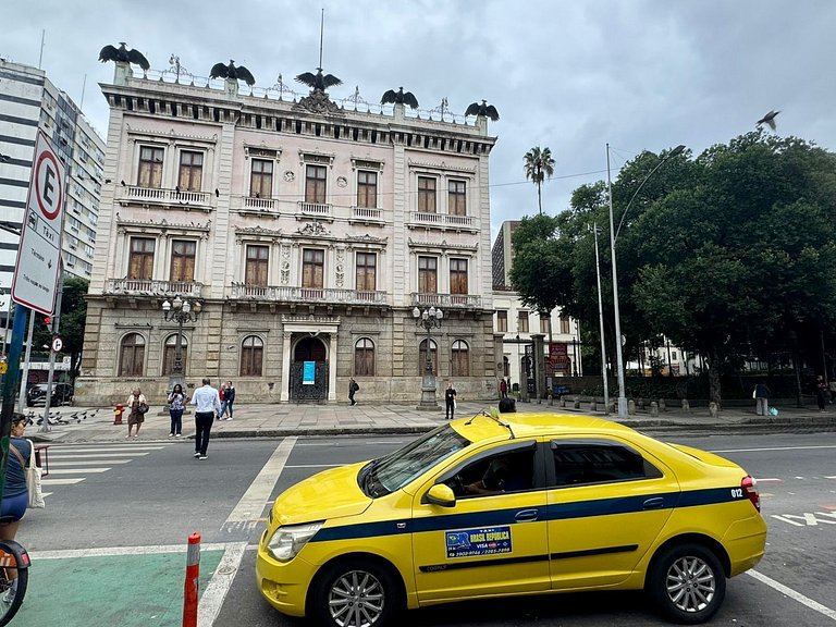 Estudio moderno en Catete – Cerca del metro