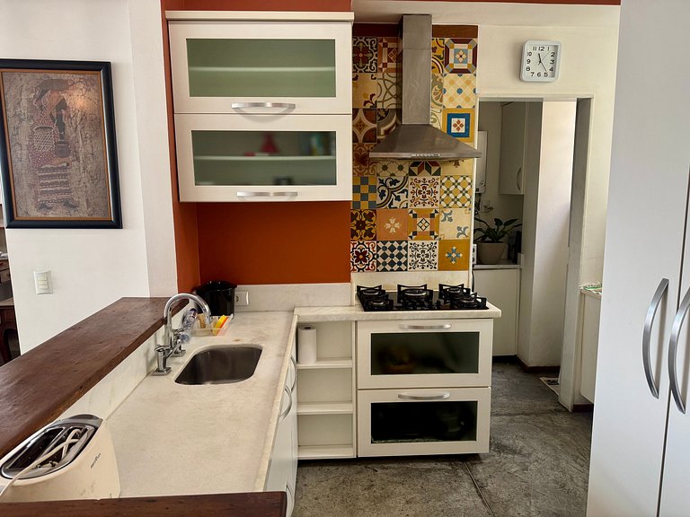 Apartamento a 200 m da Praia do Flamengo