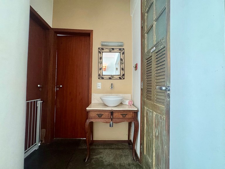 Apartamento a 200 m da Praia do Flamengo