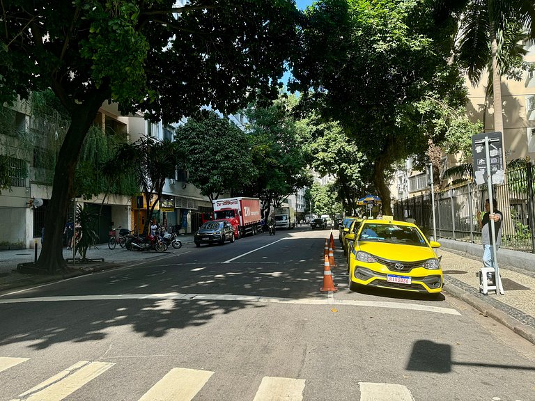 Apartamento a 200 m da Praia do Flamengo