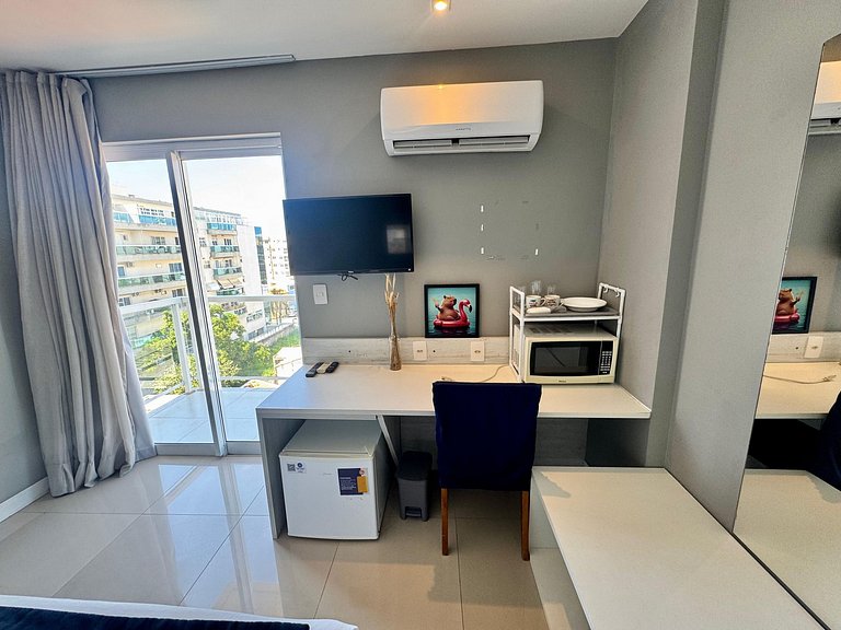 Flat 419 prático na Passagem prox Praia do Forte