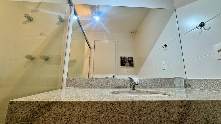 Flat 209 confortável na Passagem - 700m da Praia